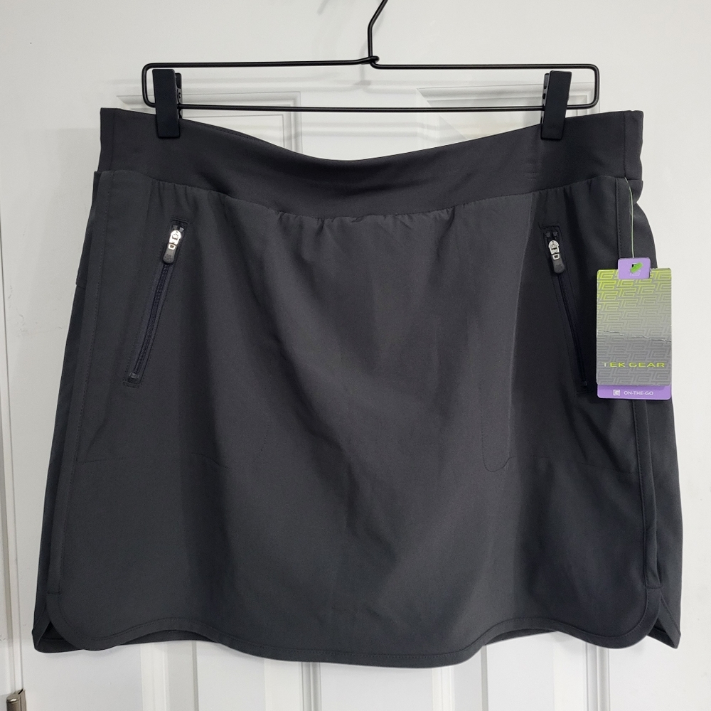 Tek Gear Women's Skort L Gray NWT Athleisure Skirt